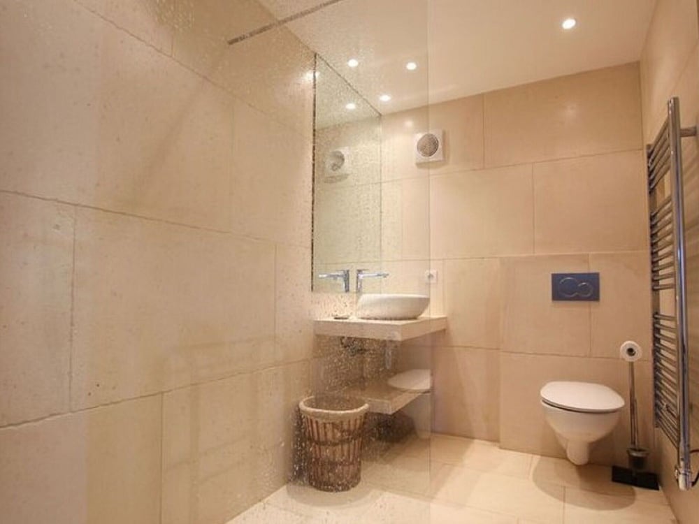 House photo 2