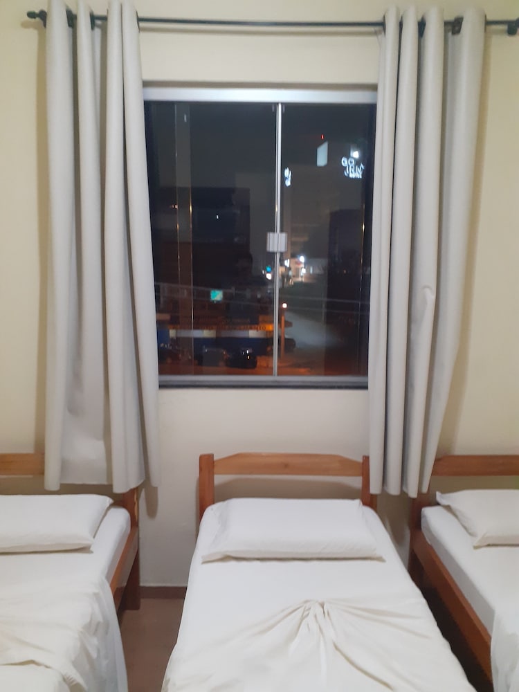 Deluxe Triple Room, City View photo 3