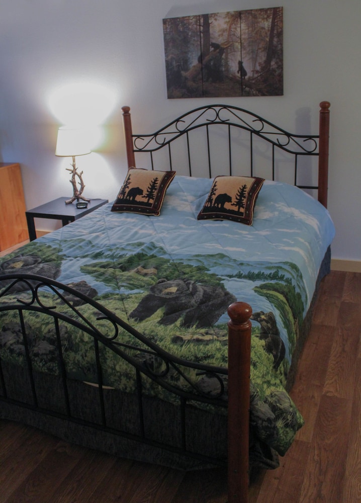 Bear Room