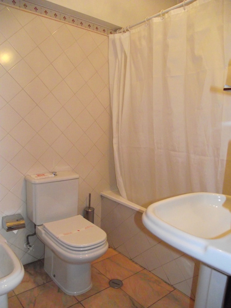 Classic Single Room, 1 Twin Bed, Non Smoking photo 3