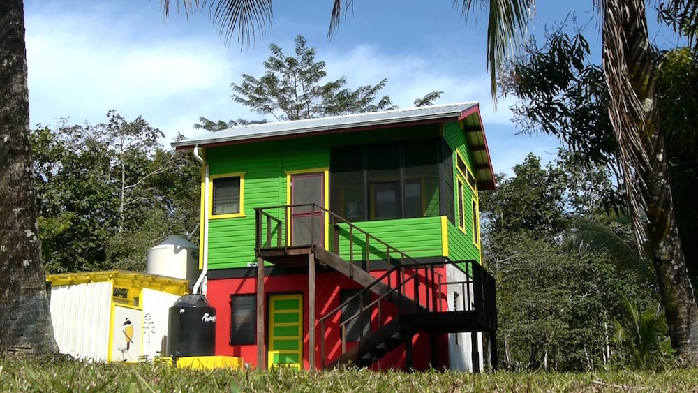 Rasta Cabana (A/C, Balcony, 2 Beds) photo 1