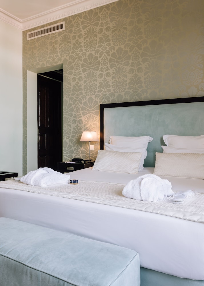 Premium Double Room - Photo 4
