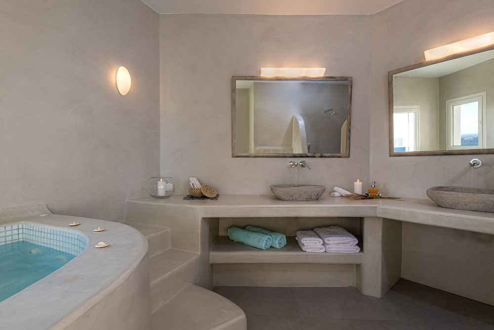 Aqua Marine Suite - Photo 11