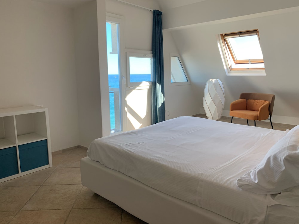 Apartment, Beachfront photo 1