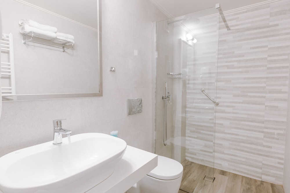 Junior Studio Suite - Photo 7