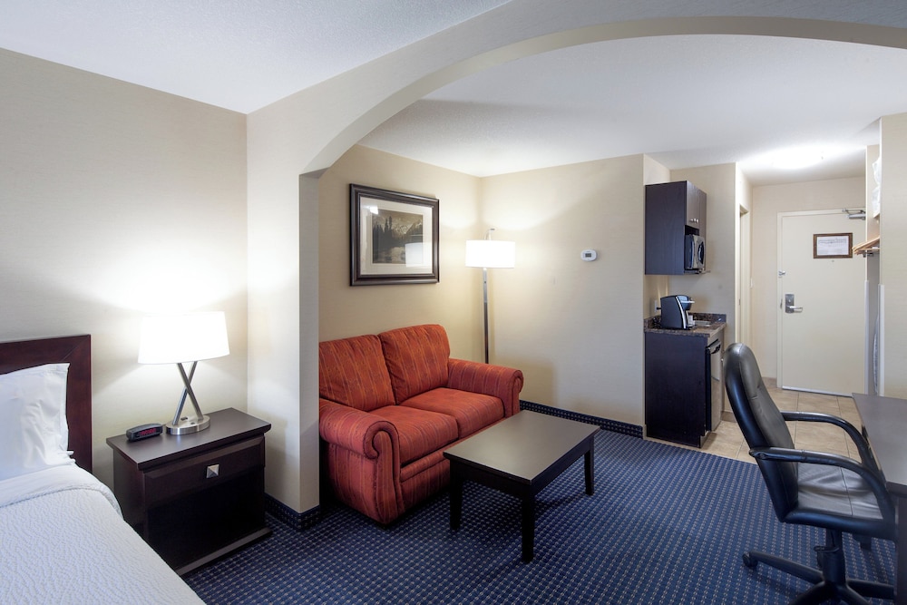 Suite, 2 Queen Beds - Photo 3