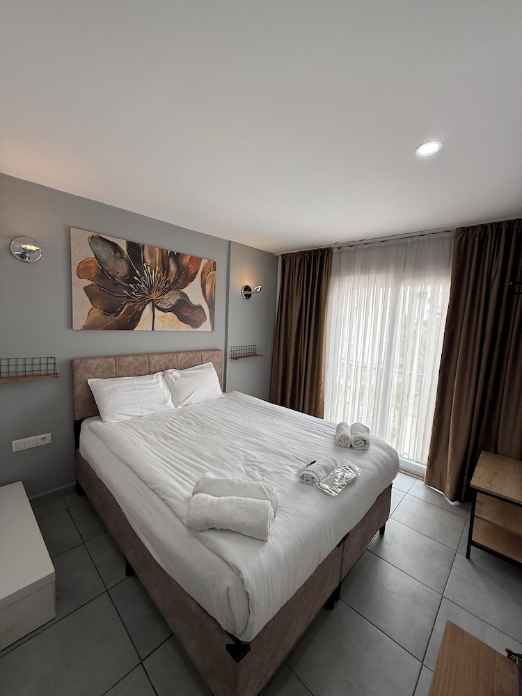 Standard Room - Photo 7