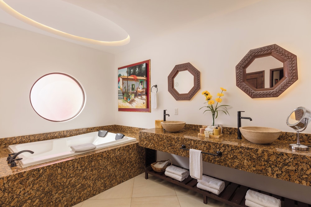 Luxury Villa, 2 Bedrooms, Ocean View