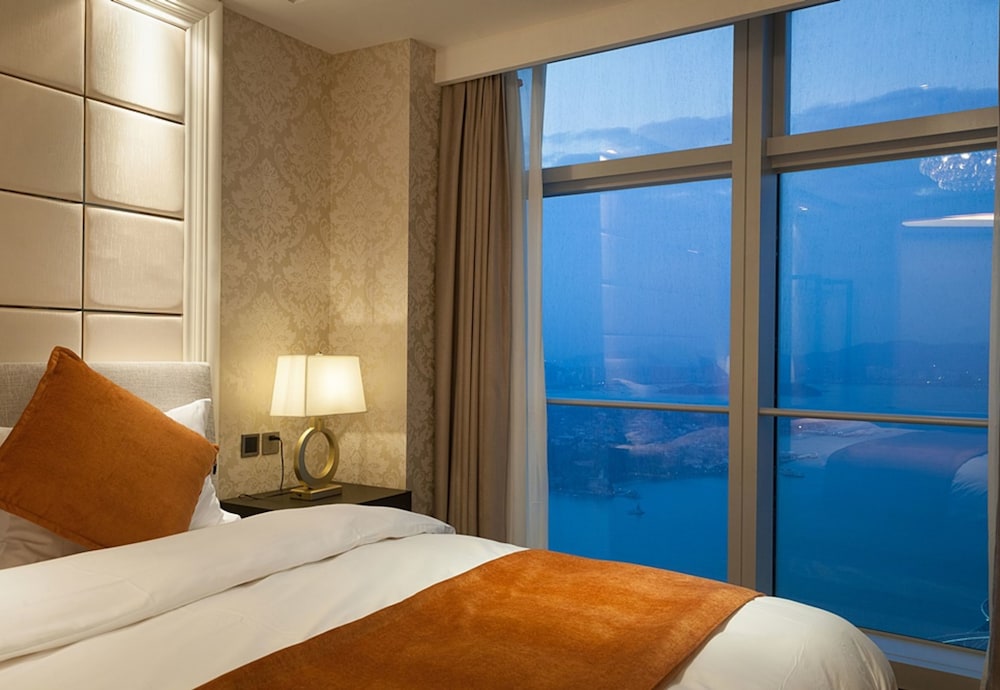 Premier Apartment with Sea View photo 2