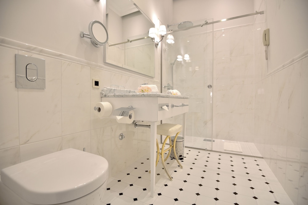 Deluxe Double or Twin Room, Sea View photo 2