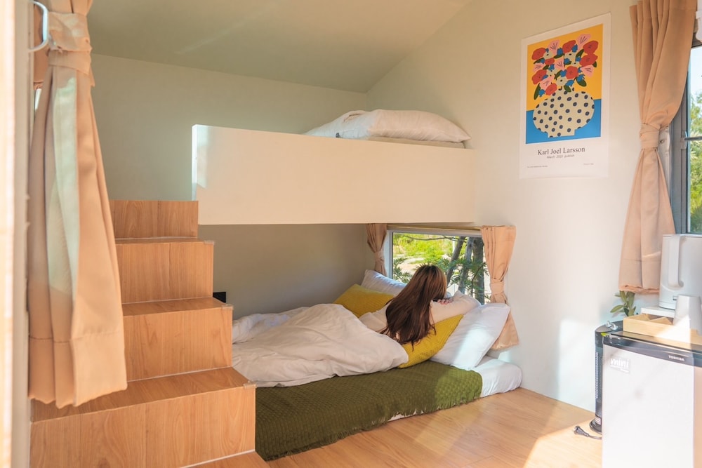 Comfort Cabin, Garden View photo 1