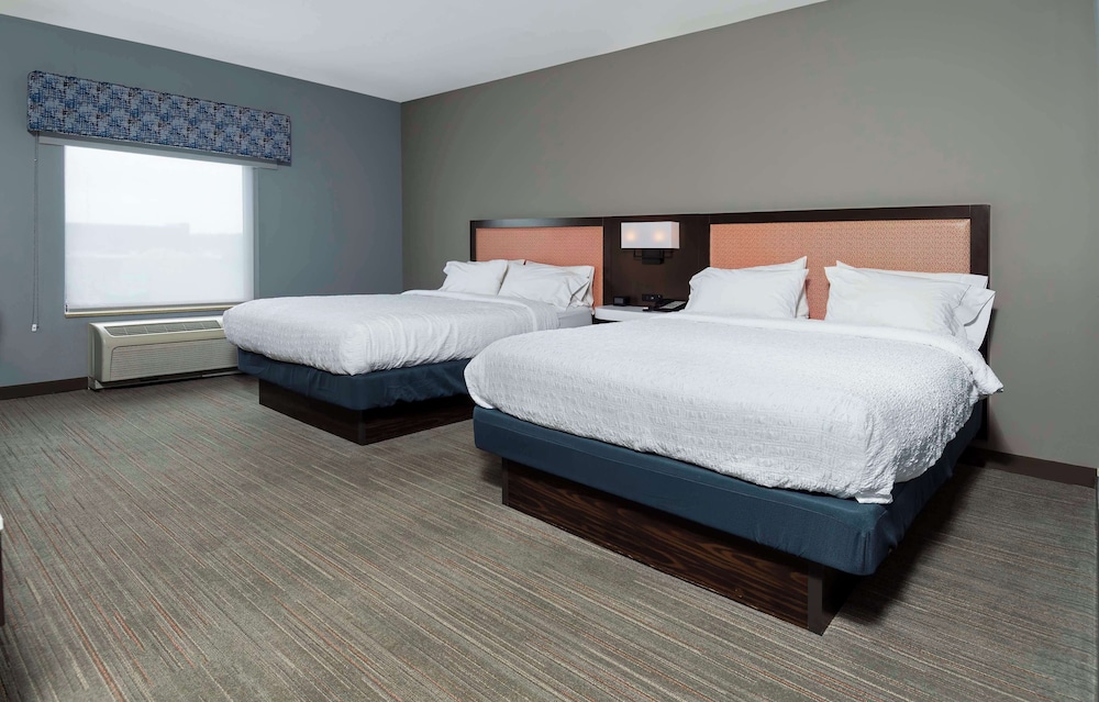 Room, 1 King Bed with Sofa bed, Accessible, Non Smoking (Mobility & Hearing, Roll-in Shower) - Photo 5
