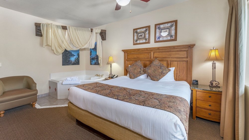 Villa, 1 Bedroom (Crest Pointe) - Photo 1