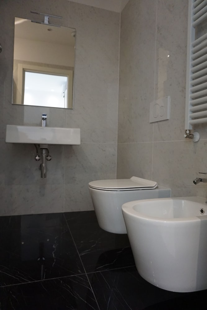 Quadruple Room - Photo 5
