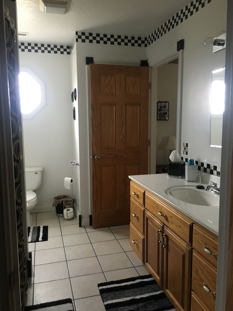 Deluxe Room, 1 Queen Bed