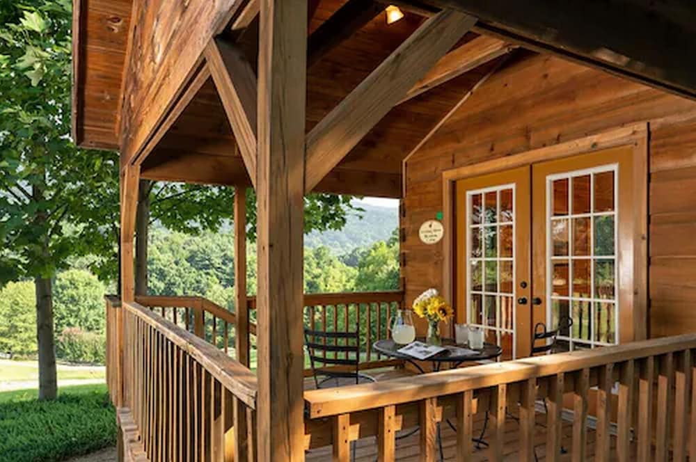 Cabin photo 2