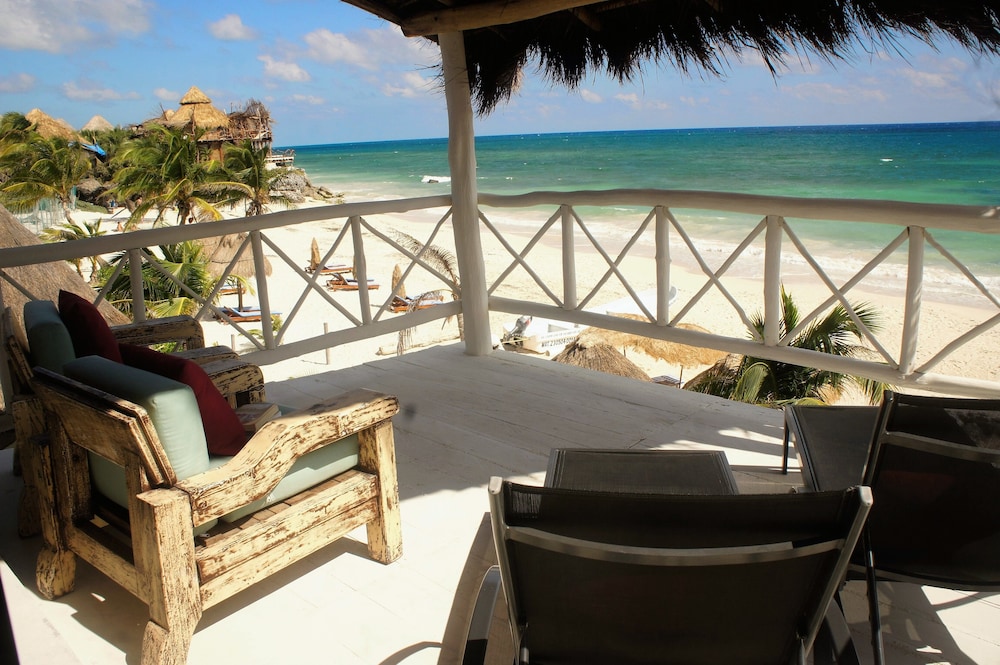 Royal Room, 1 King Bed, Oceanfront - Photo 20