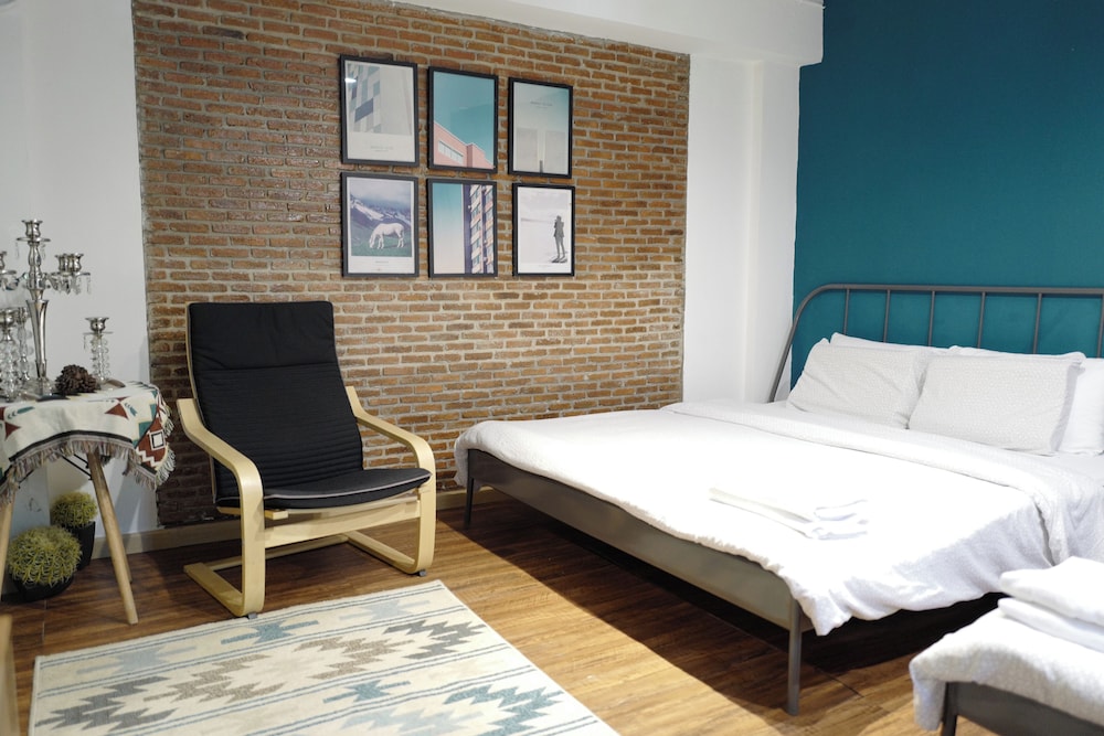 Basic Twin Room photo 3