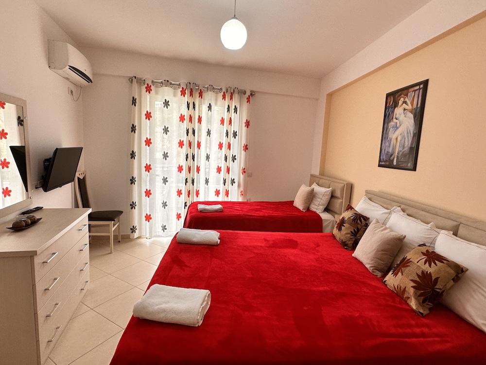 Triple room with Side Sea View