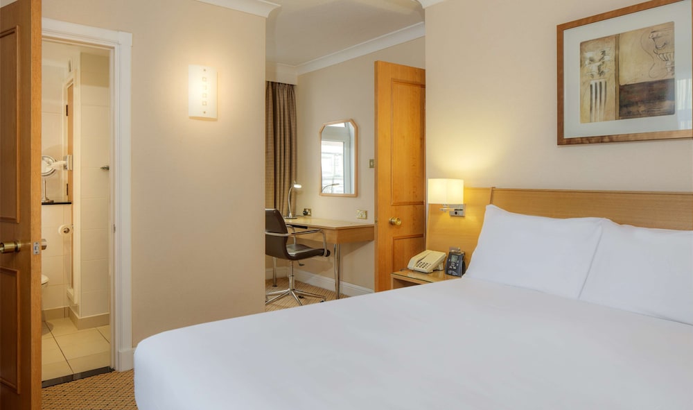 Suite, 1 Double Bed photo 2