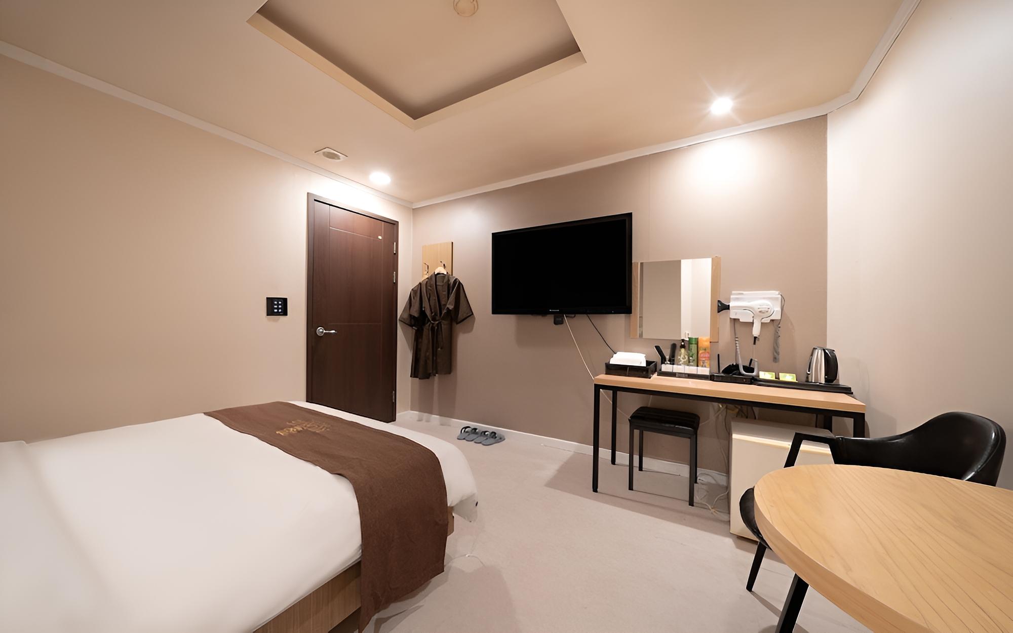 Room (Standard Room) photo 1