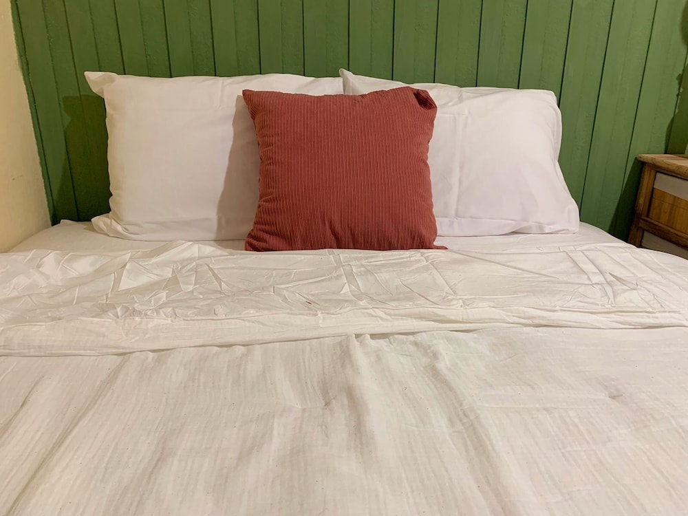 Traditional Double Room, 1 Bedroom, Shared Bathroom photo 2