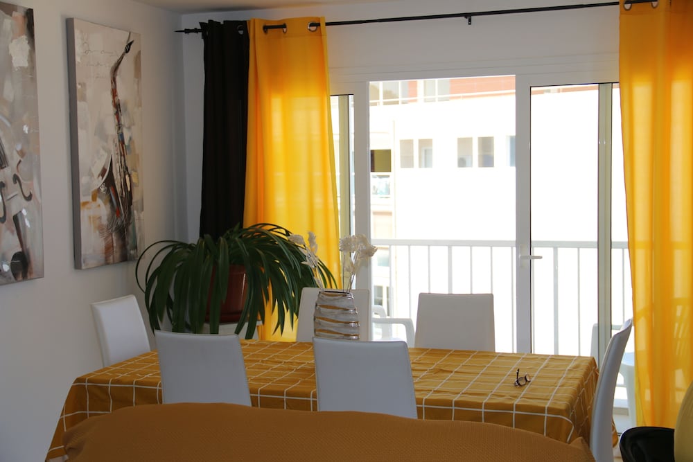 Deluxe Condo photo 1