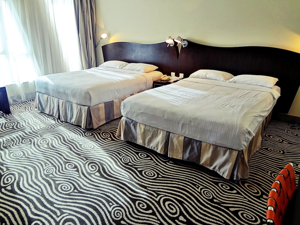 Twin Room, 2 Queen Beds