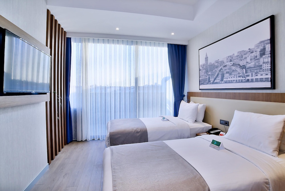 Suite, 2 Twin Beds, Terrace