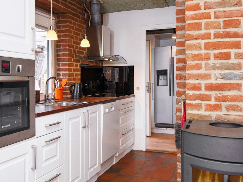 House photo 2