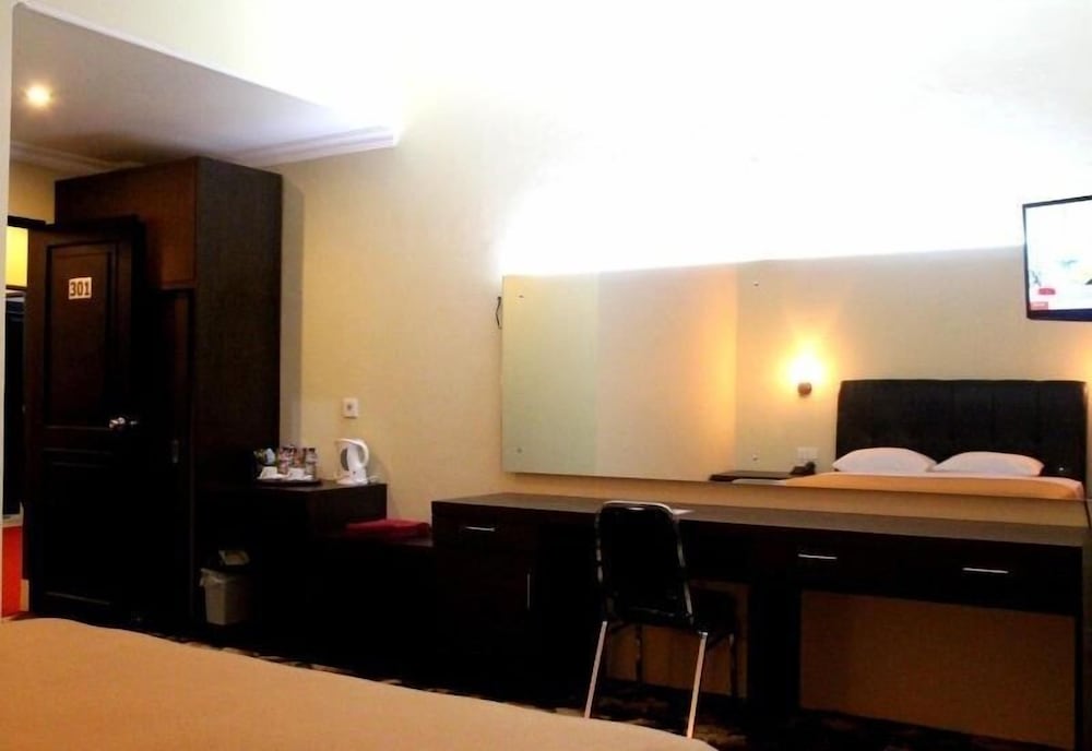 Deluxe Room Twin photo 3