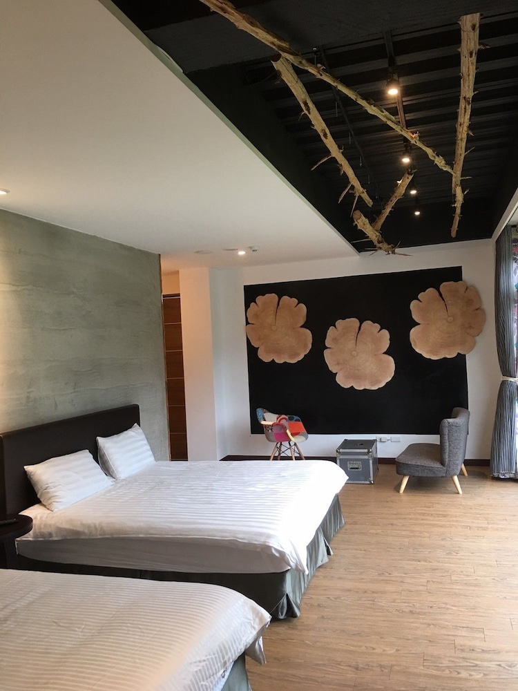 Deluxe Quadruple Room photo 2
