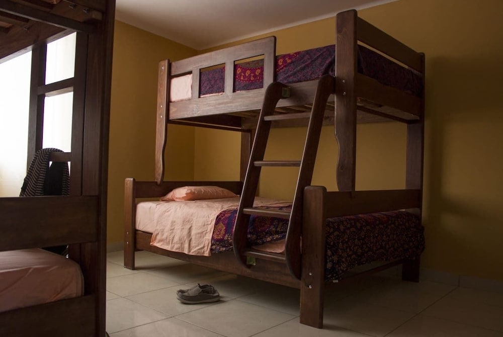 Standard Shared Room, 4 Beds Private Bathroom photo 1