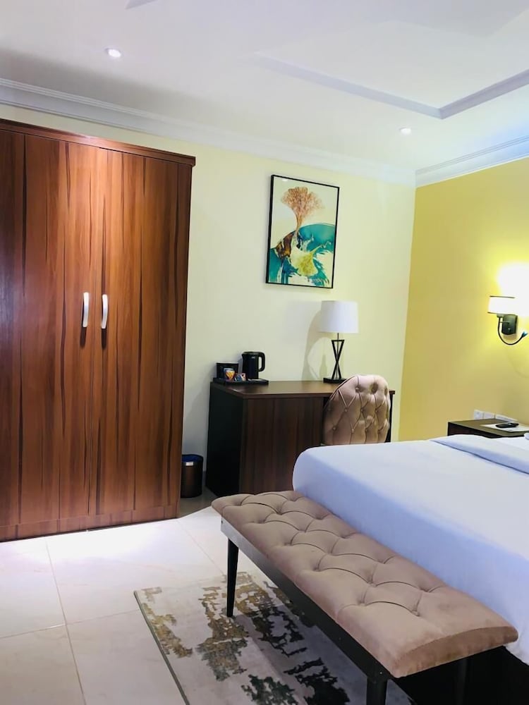 Executive Room photo 1