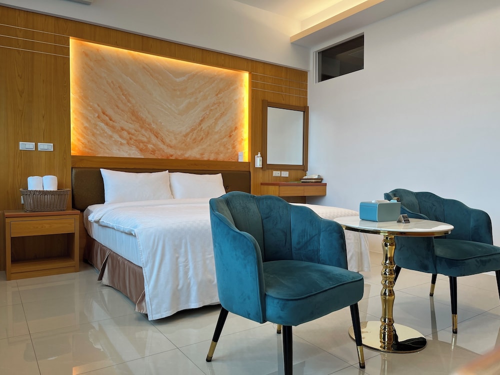 Traditional Double Room, 1 Queen Bed photo 2