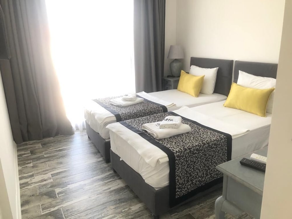 Standard Room, 2 Twin Beds, Garden View
