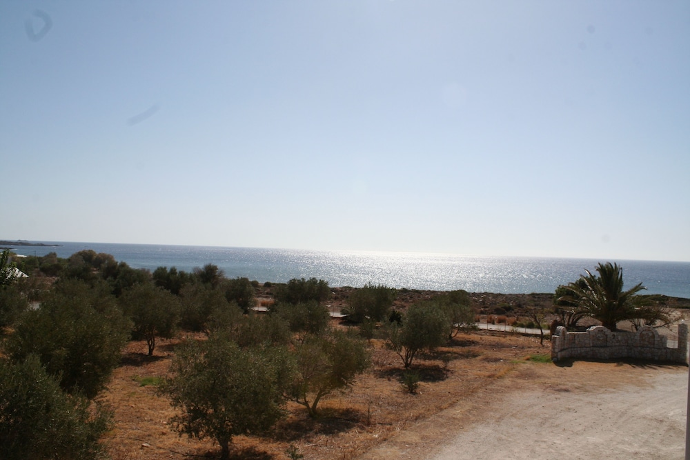 Family Apartment, Sea View - Photo 11