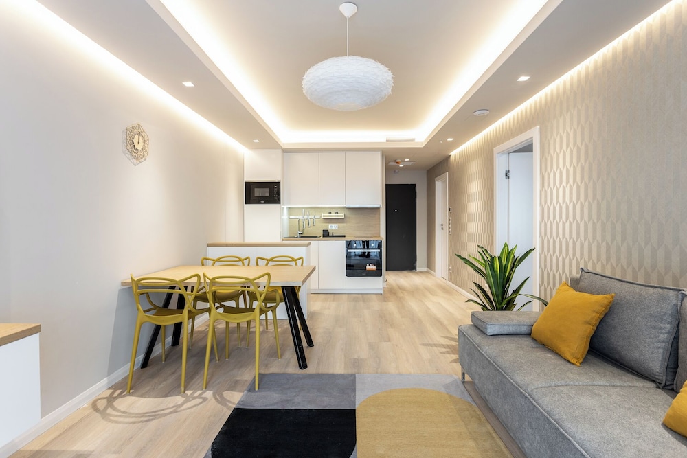 K46 רזידנס בודפשט — Deluxe Apartment
