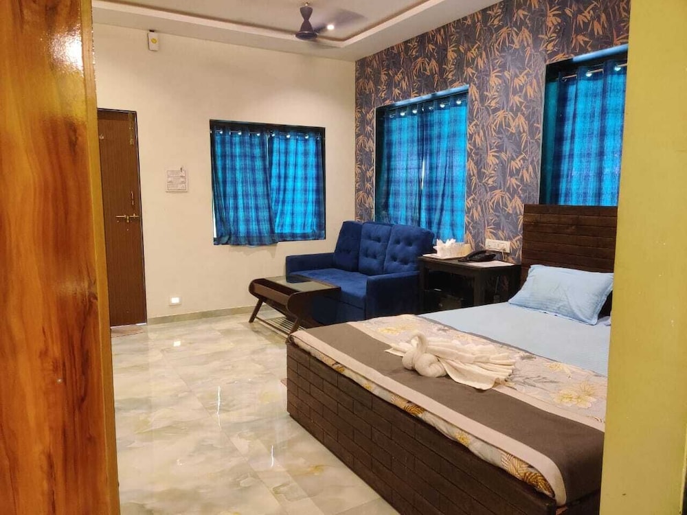 Deluxe Room, Non Smoking, Private Bathroom