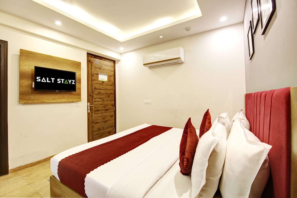 Deluxe Room - Photo 7