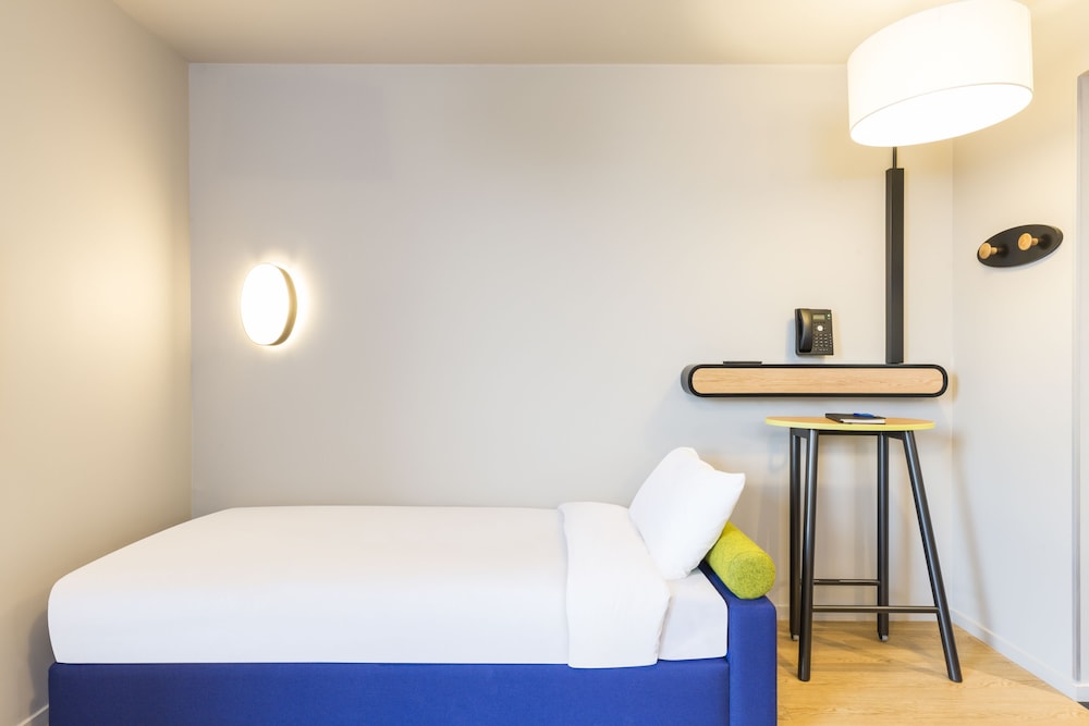 Studio, Multiple Beds - Photo 10