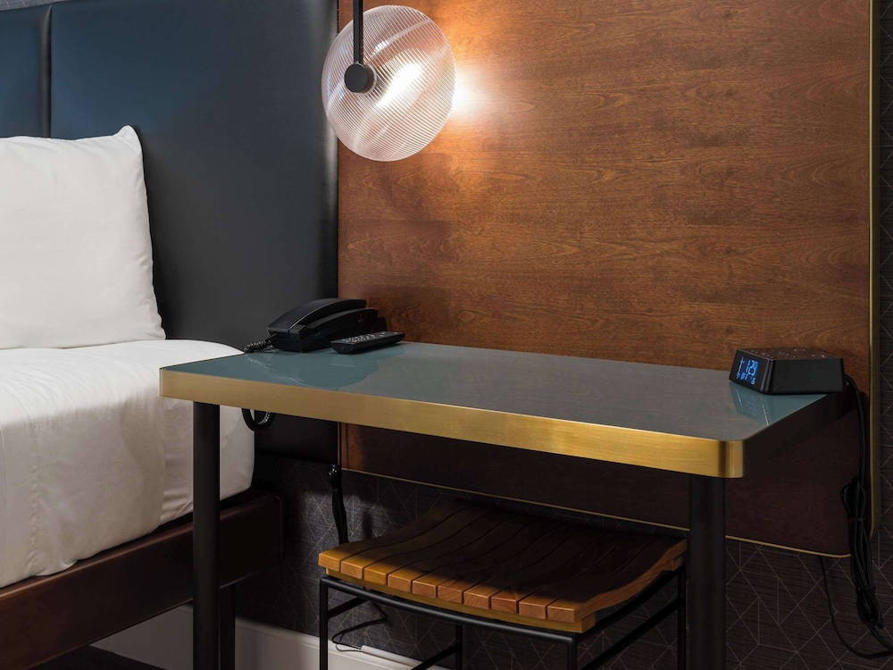 Room, 1 Queen Bed, Accessible (Modern) - Photo 2