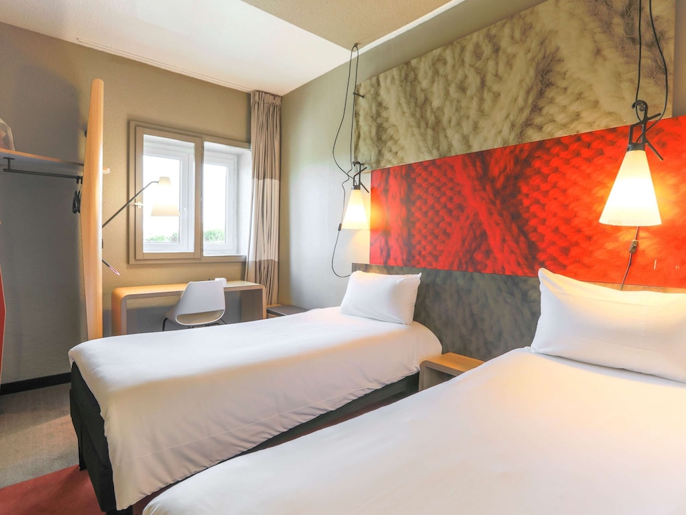 Standard Twin Room, 2 Twin Beds - Photo 3
