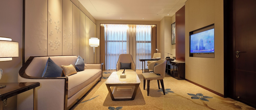 Executive Suite photo 3