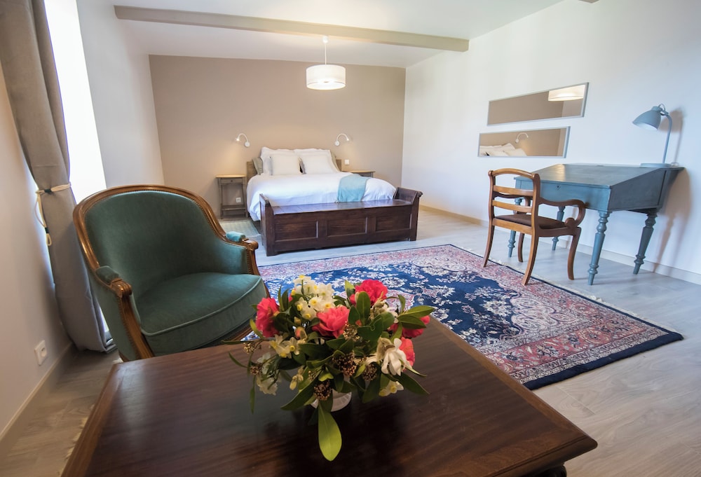 Double Room (Django)