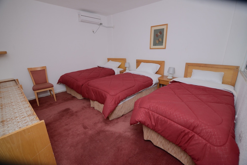 Deluxe Triple Room photo 1