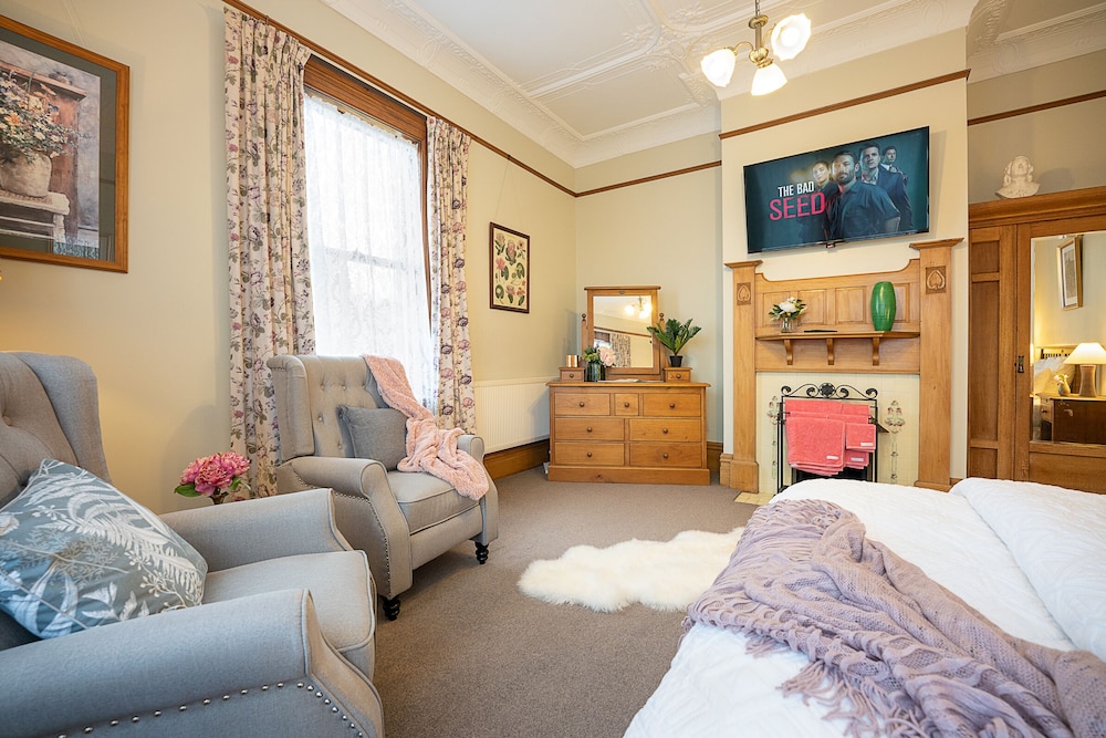 Luxury Room (McSkimmings Suite) photo 3