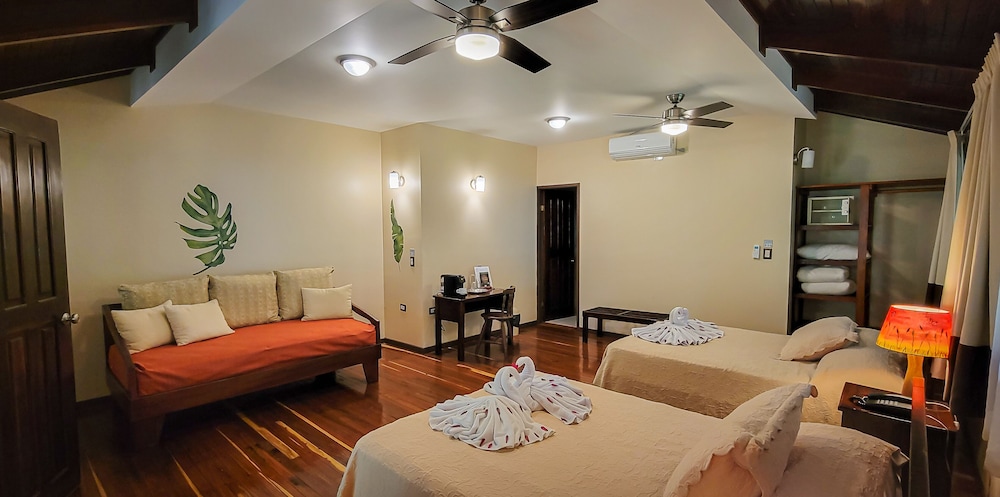 Standard Room, 2 Double Beds (Sarapiqui Room) photo 1