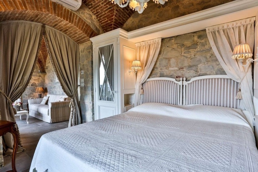 Junior Suite (L'Orangerie) photo 2