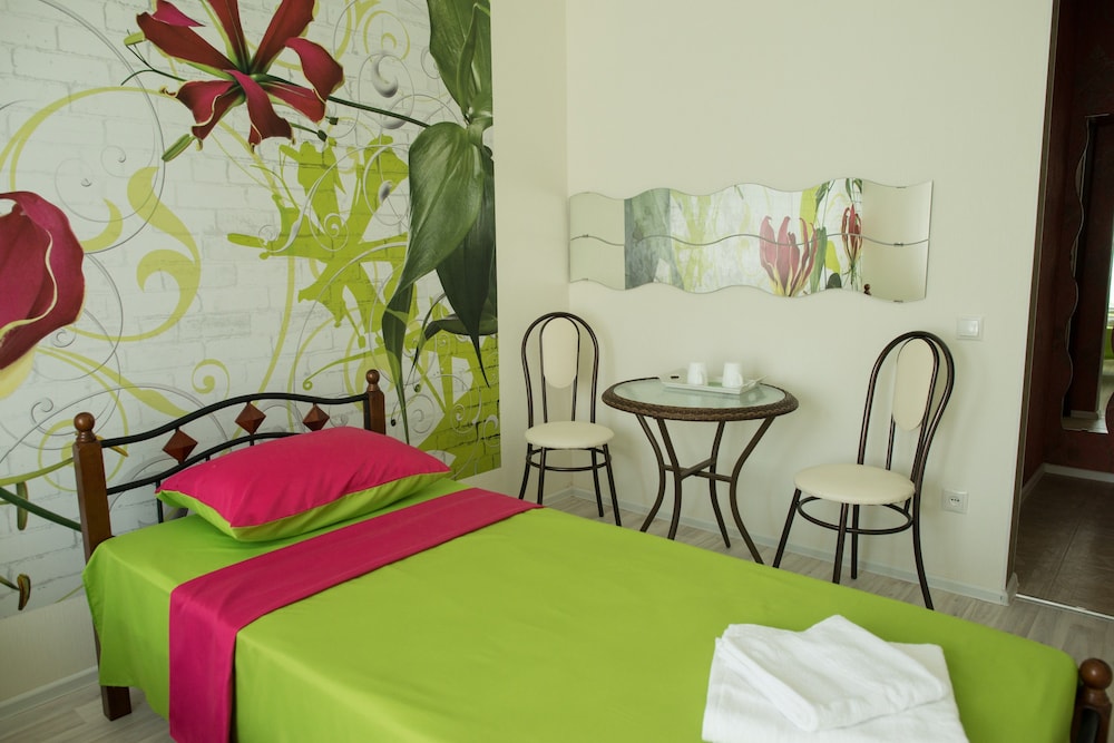 Standard Twin Room photo 2